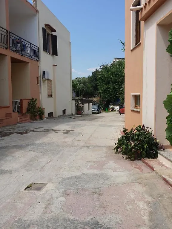 Hotel Plammas Санта-Мария-Наварезе