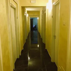 Royal Rom